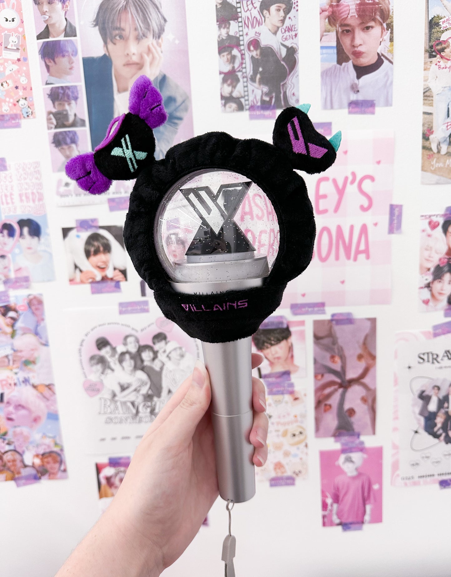 Villain Lightstick Cover