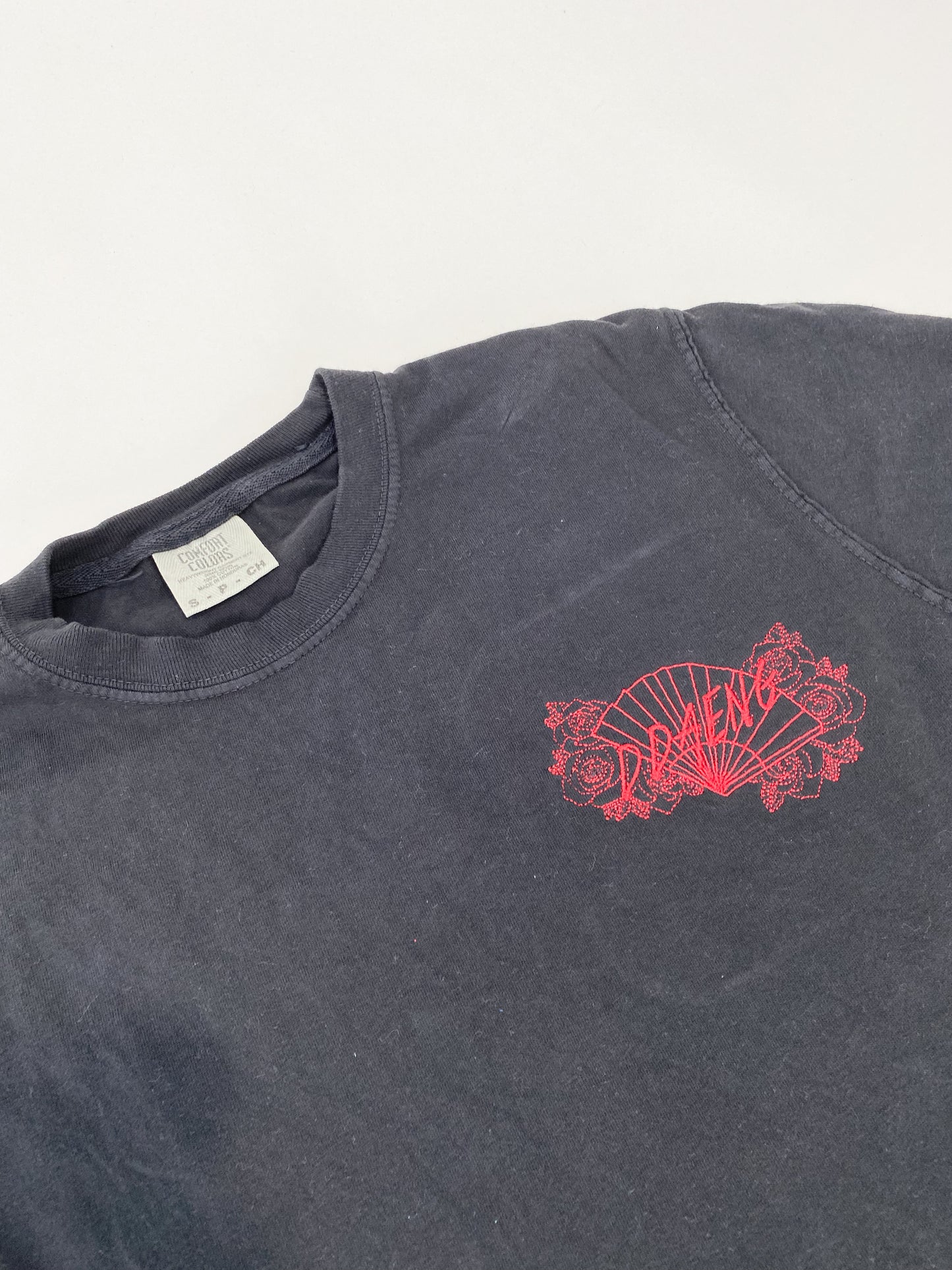 Ddaeng Embroidered T-Shirt