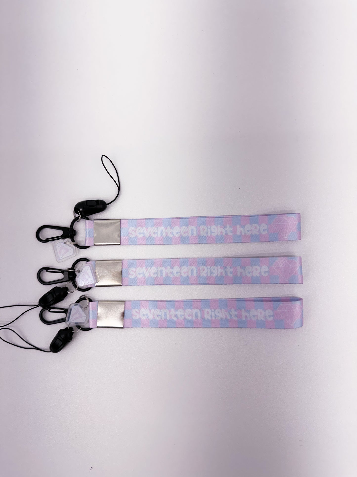 17 Lightstick strap